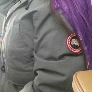 Canada Goose Bomber with real Coyote fur